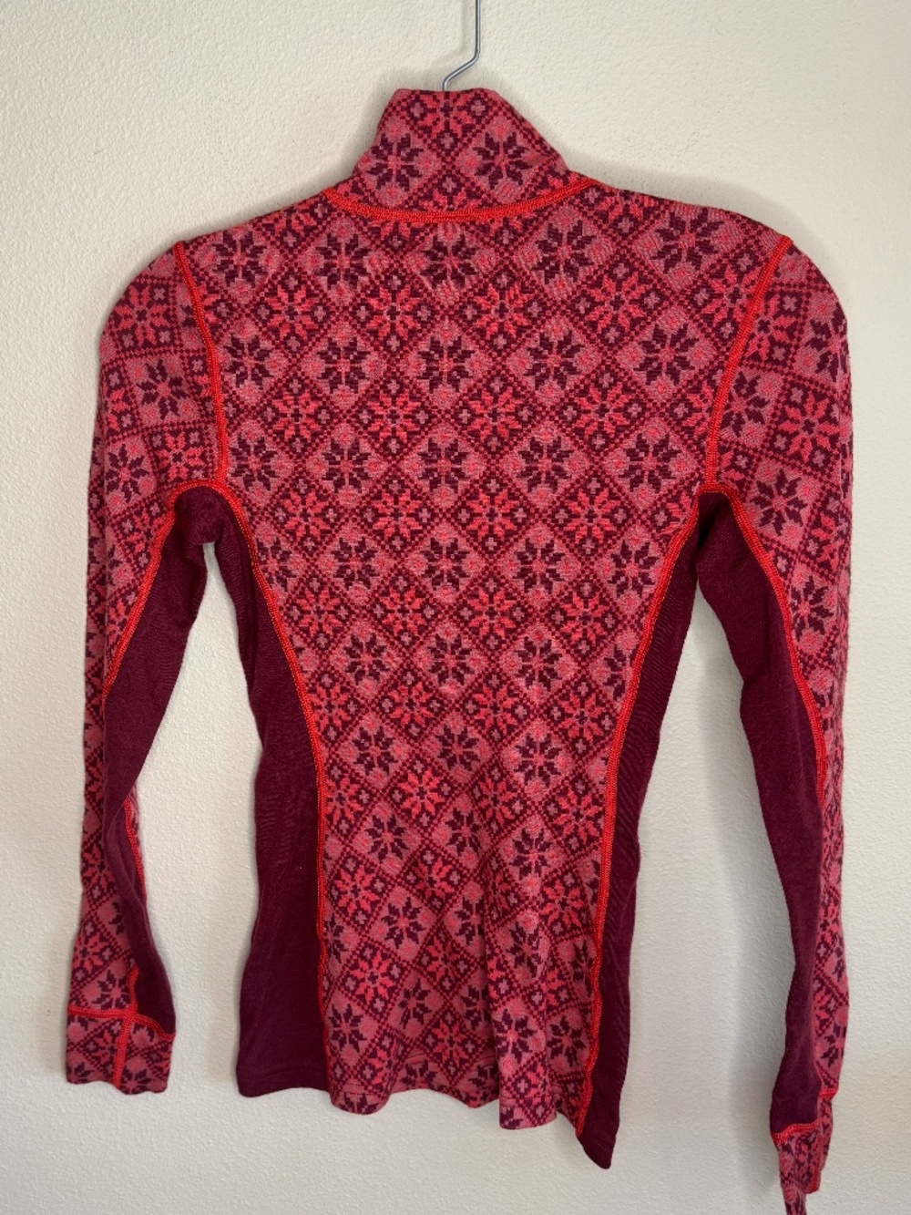Kari Traa Rose Base Layer Set - 100% Merino Wool - Rouge Red. XS - Picture 7 of 15